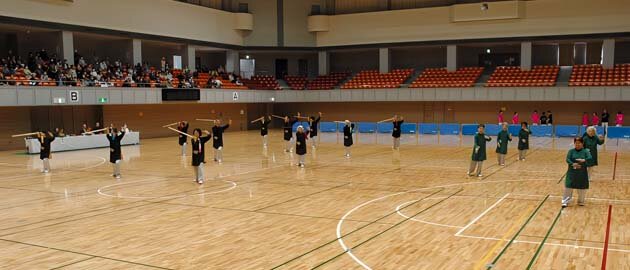 7 入門、初級太極拳・32式太極剣 湘南太極拳.jpg